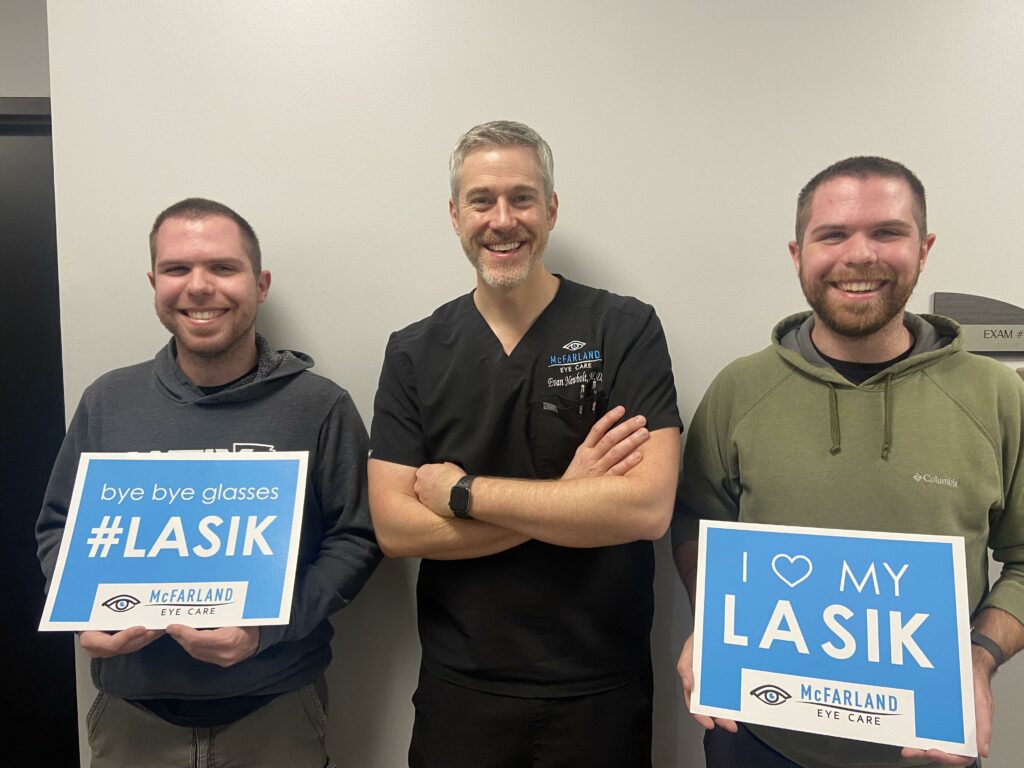 happy patients after getting lasik surgery